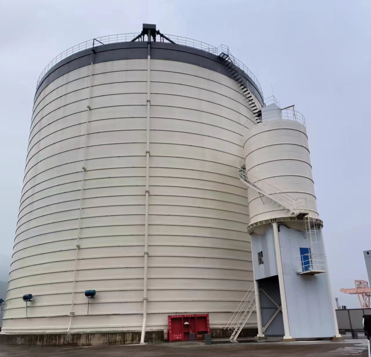 新安10万吨水泥钢板库